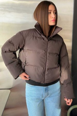 Куртка зимова  коротка шоколад